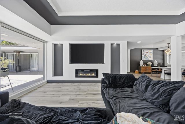 2308 Spruce Street, Bakersfield, CA 93301