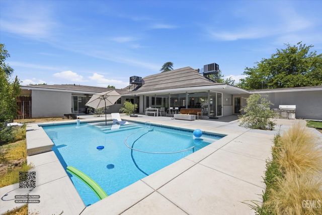 2308 Spruce Street, Bakersfield, CA 93301