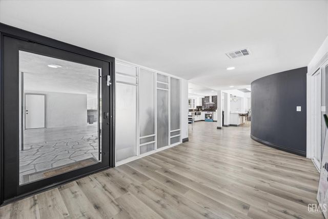 2308 Spruce Street, Bakersfield, CA 93301