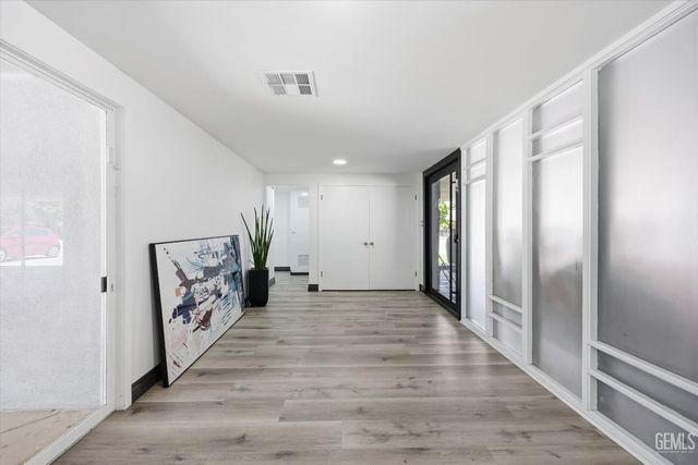 2308 Spruce Street, Bakersfield, CA 93301
