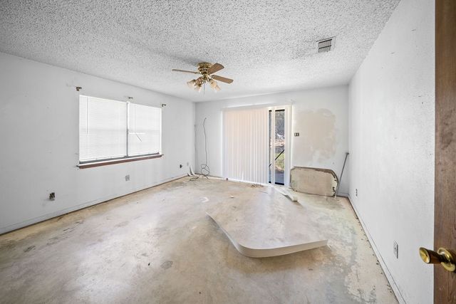 11340 Fm 315, Palestine, TX 75803