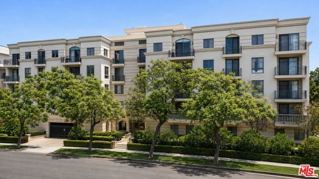 430 N Oakhurst Drive PH406, Beverly Hills, CA 90210