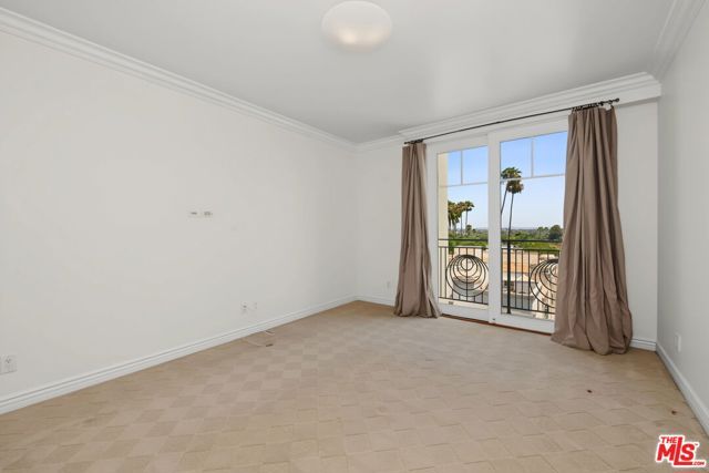 430 N Oakhurst Drive PH406, Beverly Hills, CA 90210