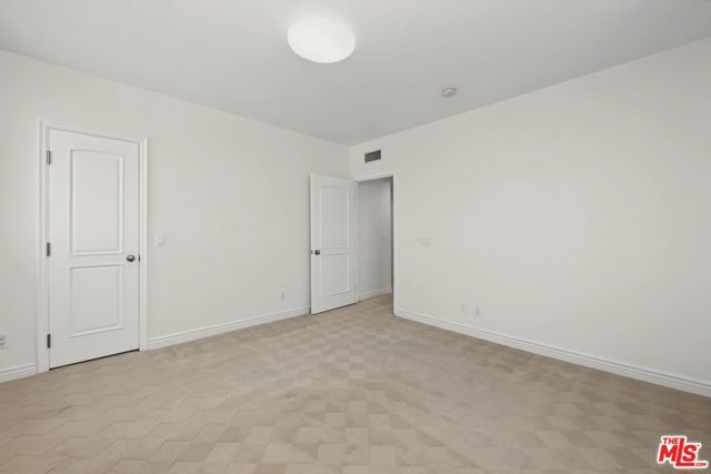 430 N Oakhurst Drive PH406, Beverly Hills, CA 90210