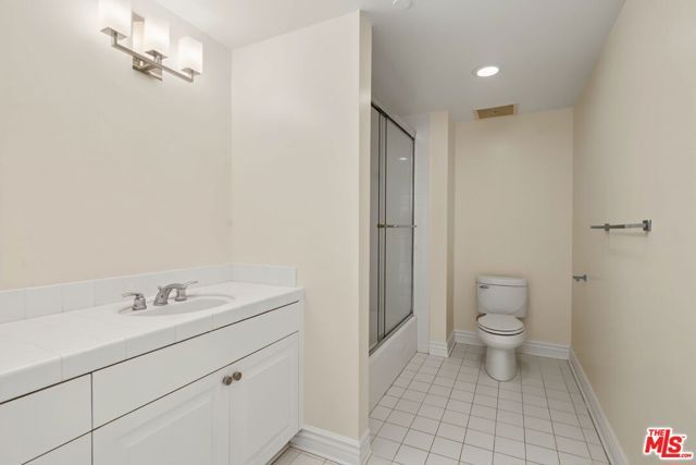430 N Oakhurst Drive PH406, Beverly Hills, CA 90210