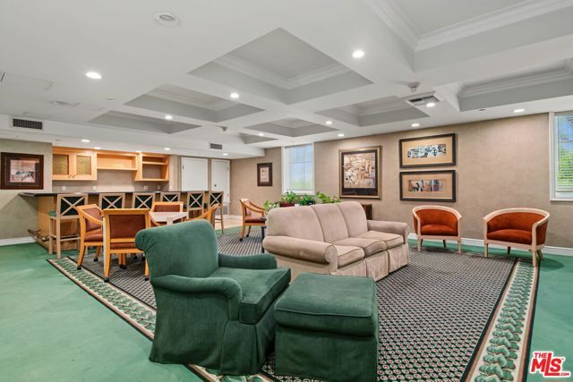 430 N Oakhurst Drive PH406, Beverly Hills, CA 90210