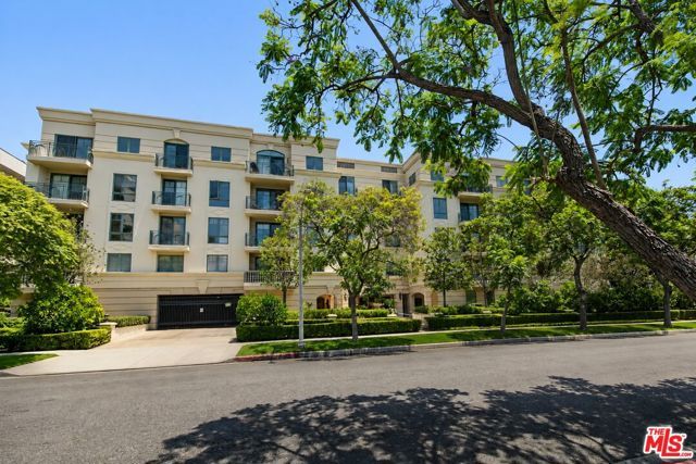 430 N Oakhurst Drive PH406, Beverly Hills, CA 90210