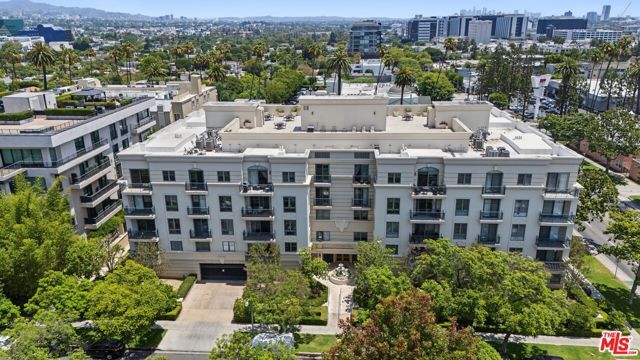 430 N Oakhurst Drive PH406, Beverly Hills, CA 90210