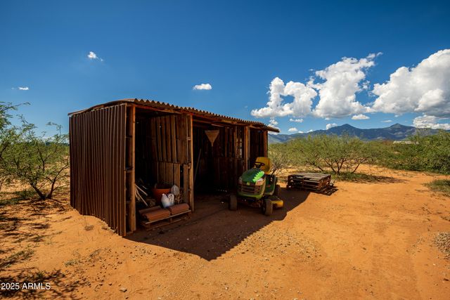 7072 S RIDLING Drive, Hereford, AZ 85615