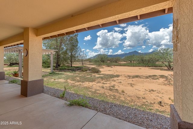 7072 S RIDLING Drive, Hereford, AZ 85615