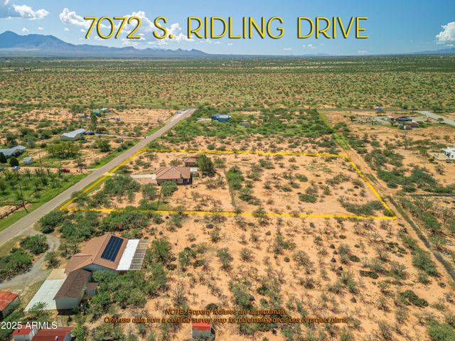 7072 S RIDLING Drive, Hereford, AZ 85615