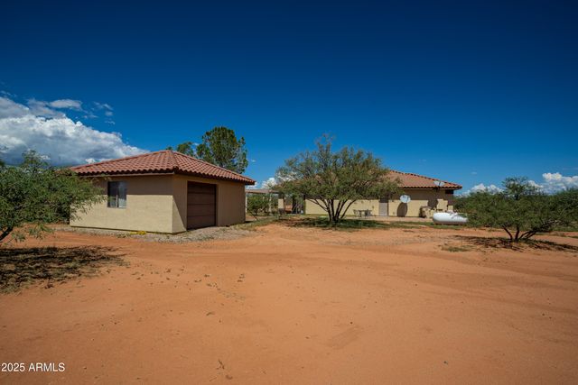 7072 S RIDLING Drive, Hereford, AZ 85615