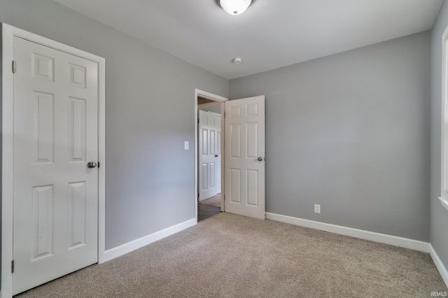 1713 S Walnut Lane, Evansville, IN 47714