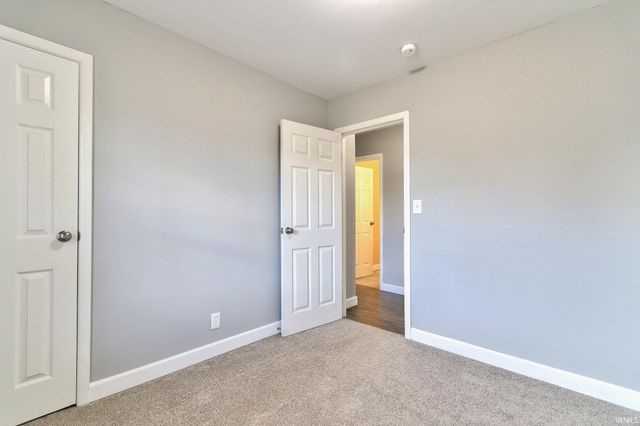 1713 S Walnut Lane, Evansville, IN 47714