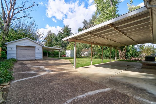 1713 S Walnut Lane, Evansville, IN 47714