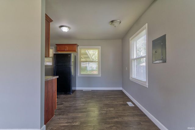 1713 S Walnut Lane, Evansville, IN 47714