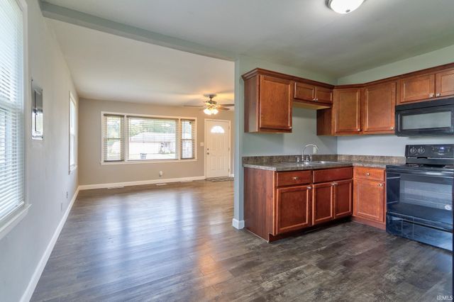 1713 S Walnut Lane, Evansville, IN 47714