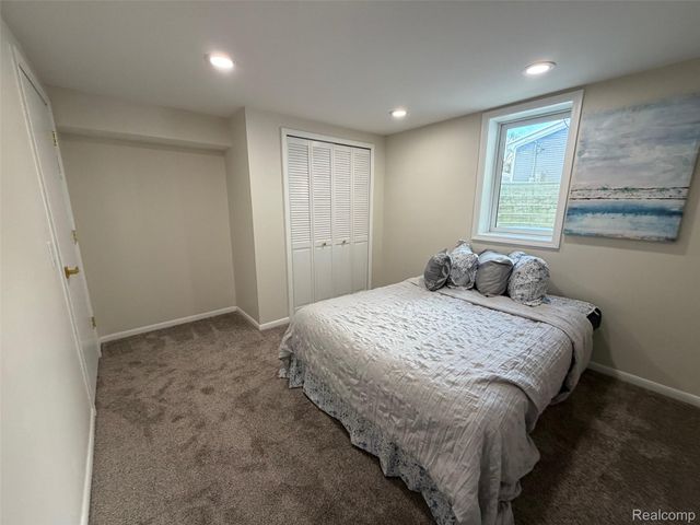 3639 Loch Drive, Highland Charter Township, MI 48357