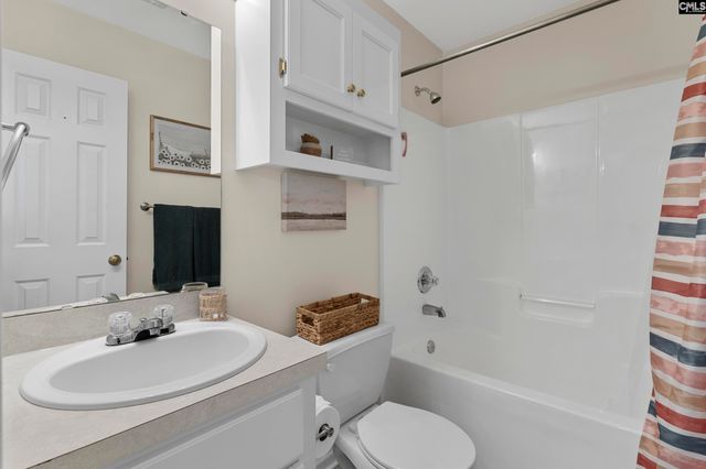 221 Double Eagle Circle, Lexington, SC 29073