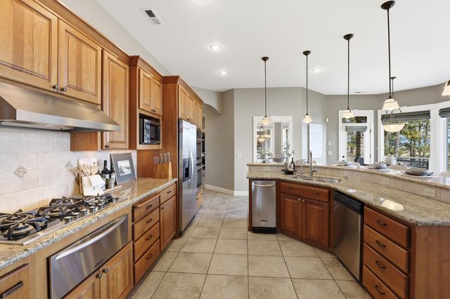 17118 N Logan Ln, Spokane, WA 99208