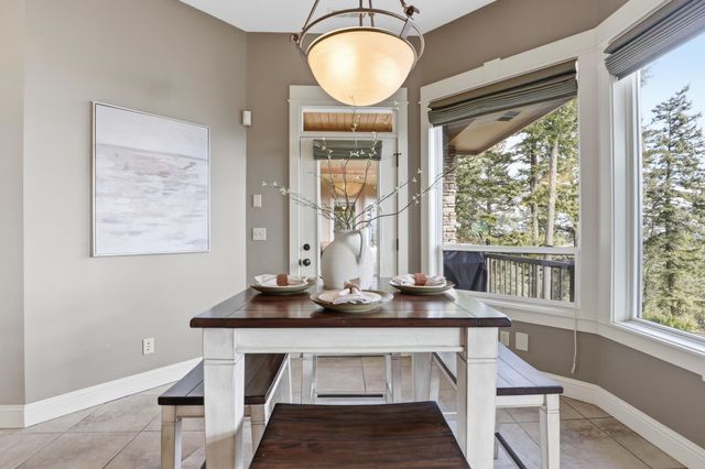 17118 N Logan Ln, Spokane, WA 99208