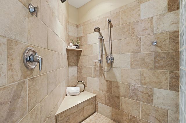 17118 N Logan Ln, Spokane, WA 99208