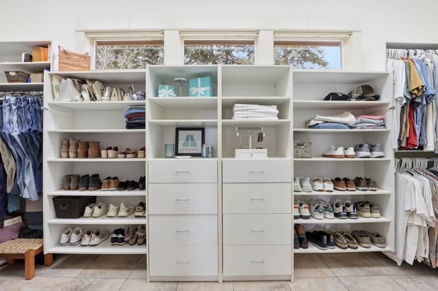 17118 N Logan Ln, Spokane, WA 99208