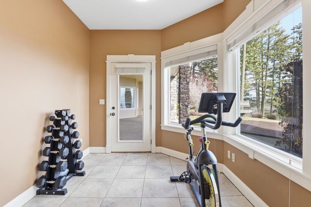 17118 N Logan Ln, Spokane, WA 99208