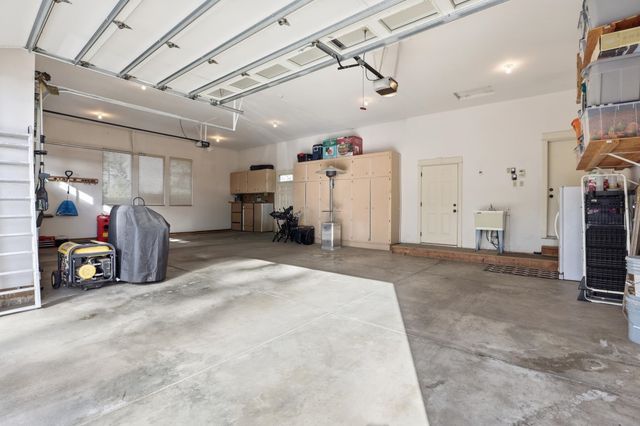 17118 N Logan Ln, Spokane, WA 99208