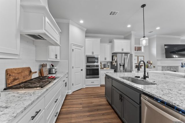 1248 Americana Blvd, Zachary, LA 70791