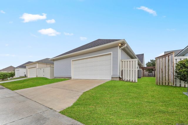 1248 Americana Blvd, Zachary, LA 70791