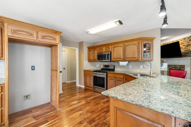 125 Lea Brook Circle, Madison, AL 35758