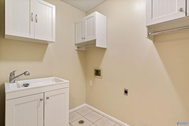 125 Lea Brook Circle, Madison, AL 35758