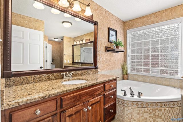 125 Lea Brook Circle, Madison, AL 35758