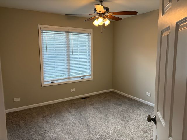 4 Alleghany Court, Bolingbrook, IL 60440