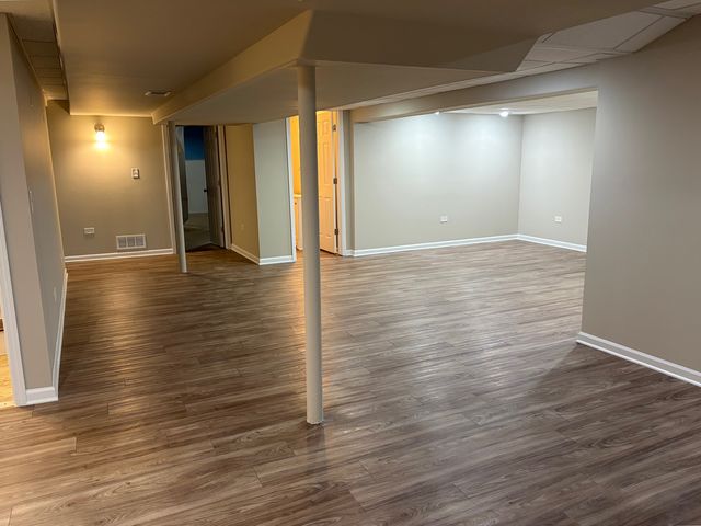 4 Alleghany Court, Bolingbrook, IL 60440