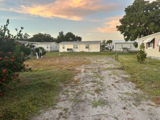 702 FAIRMOUNT DRIVE, North Port, FL 34287