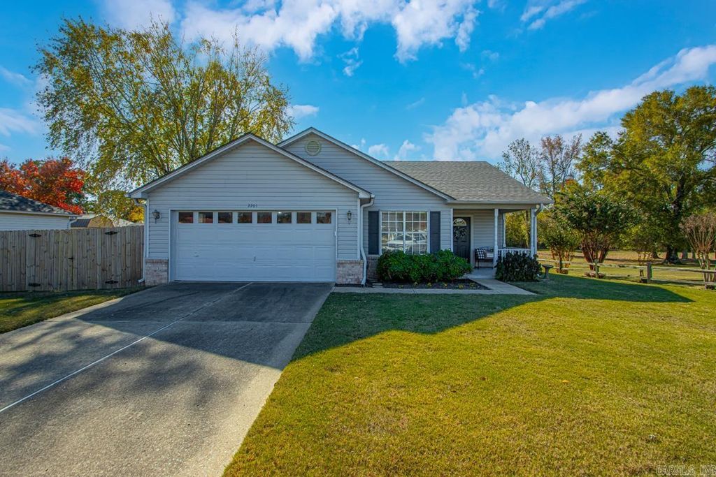 2201 Lakeshore Drive, Bryant, AR 72022