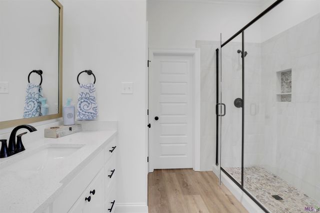 5178 White River Rd, Darrow, LA 70725