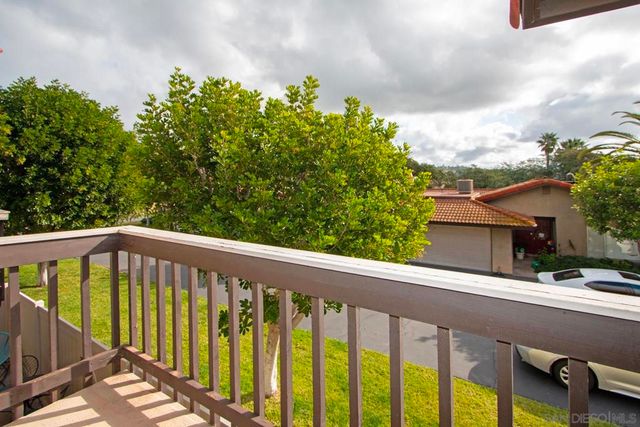 31948 Del Cielo Este 7, Bonsall, CA 92003