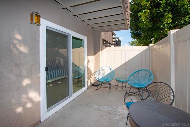 31948 Del Cielo Este 7, Bonsall, CA 92003