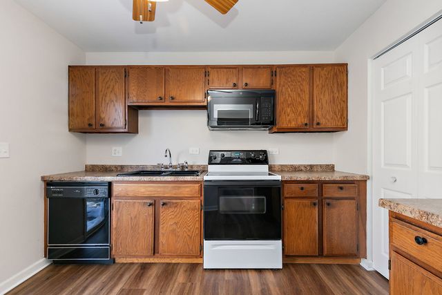 1333 PETERSBURG Court 0, Carol Stream, IL 60188