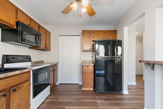 1333 PETERSBURG Court 0, Carol Stream, IL 60188