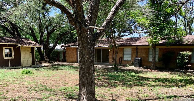 4914 Chedder Dr, San Antonio, TX 78229