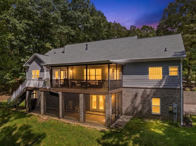 45 Hemlock Court, Talking Rock, GA 30175