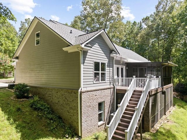 45 Hemlock Court, Talking Rock, GA 30175