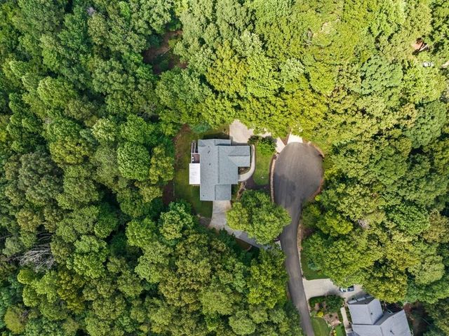 45 Hemlock Court, Talking Rock, GA 30175