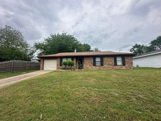 204 Austin Avenue, Corsicana, TX 75110