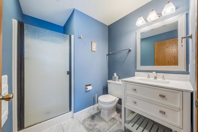 1253 MEADOWVIEW DRIVE, Menasha, WI 54952