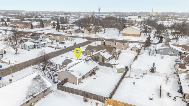 1253 MEADOWVIEW DRIVE, Menasha, WI 54952